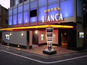 大塚のビアンカ ドゥエの外観。池袋メンズエステGirlsSpaのホテル案内画像です。