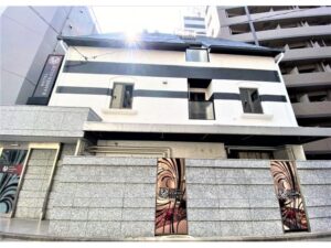 池袋東口のRAMSES CLUB（ラムセスクラブ）の外観。池袋メンズエステGirlsSpaのホテル案内画像です。