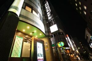 池袋西口のアトランタホテルの外観。池袋メンズエステGirlsSpaのホテル案内画像です。
